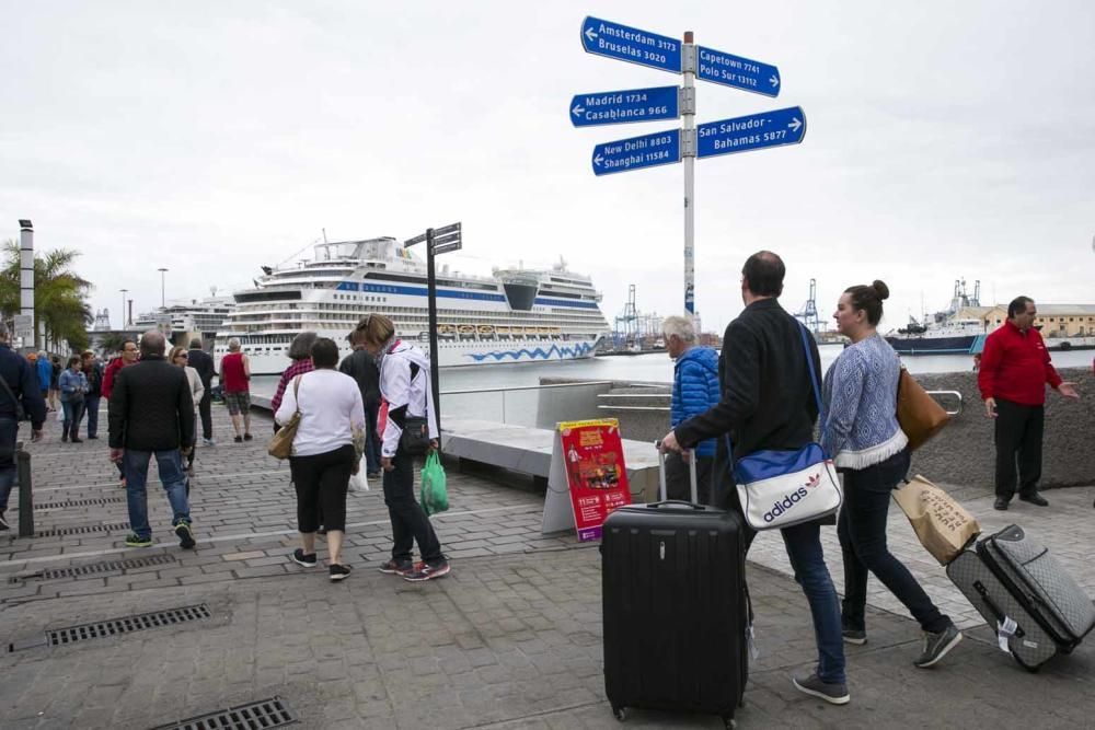 Cruceros en el muelle de Santa Catalina