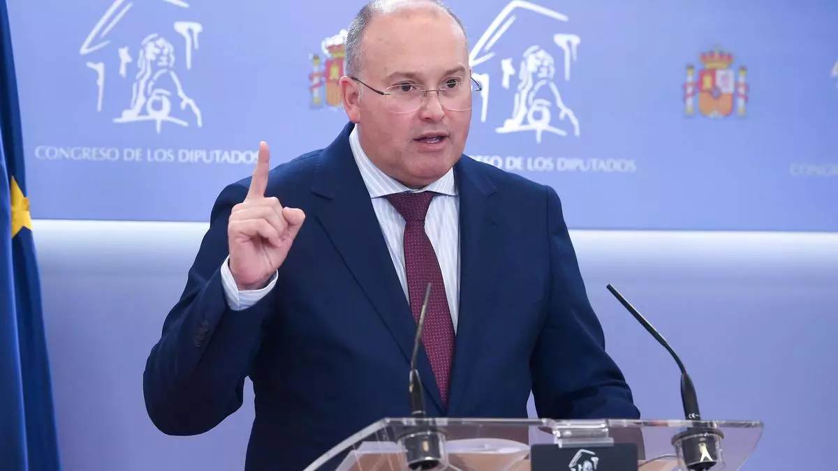 El PP baraja una comisi車n de investigaci車n sobre el apag車n en las Cortes Generales