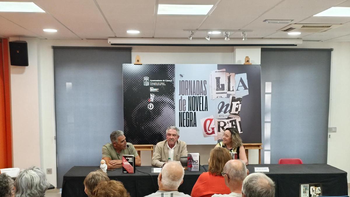 Las historias de no ficción toman "Llanegra"