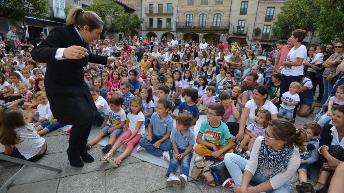 Un espectáculo para niños en A Ferrería. // G. Santos