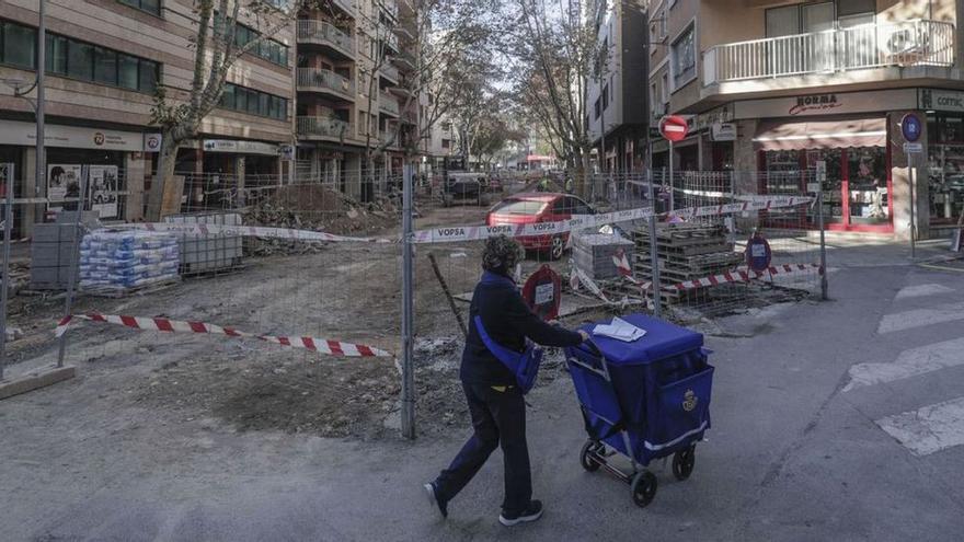 Die Umgestaltung des Carrer Nuredduna zur Fußgängerzone schreitet voran - und erhöht die Immobilienpreise ringsum.