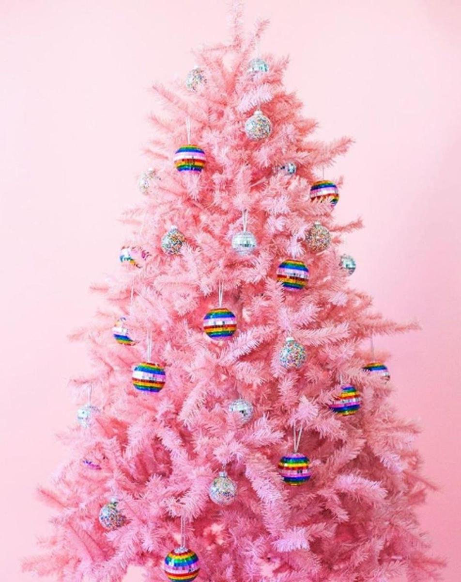 Árbol de Navidad rosa: con arcoíris