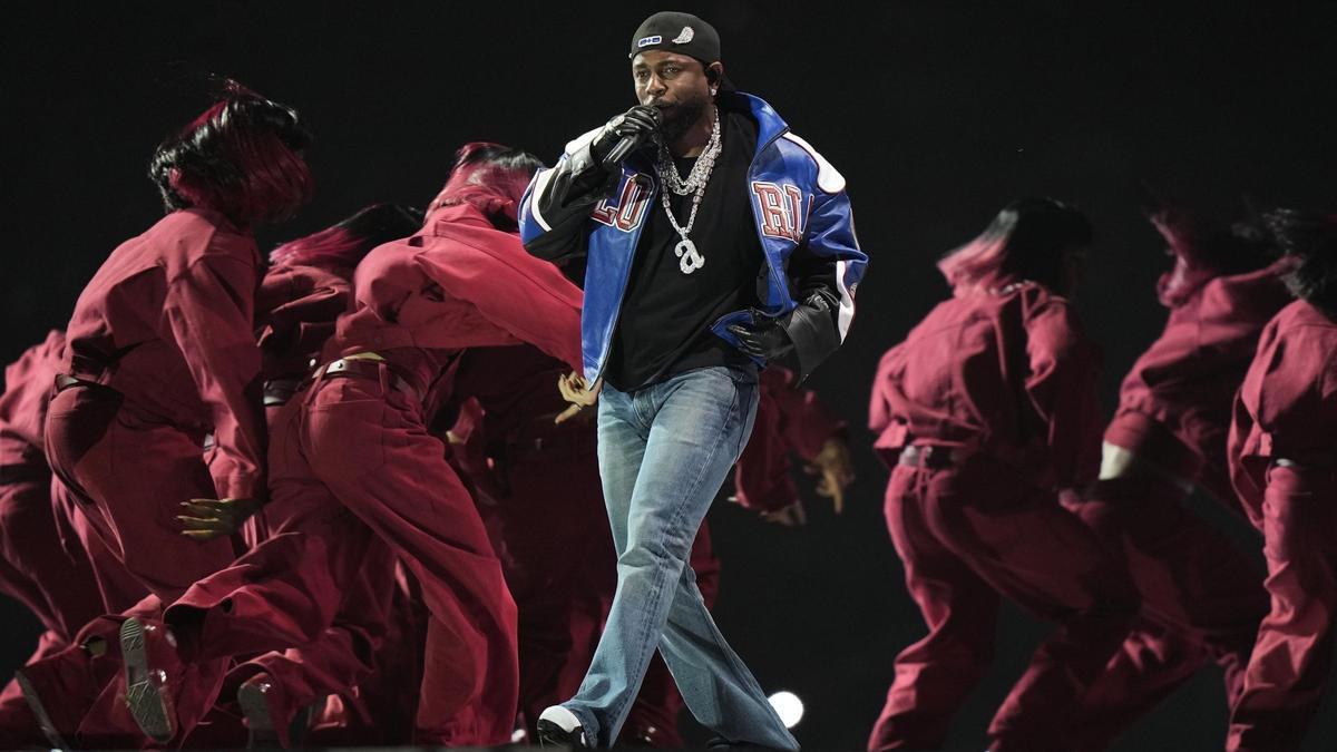 Actuación de Kendrick Lamar en la Super Bowl de este año