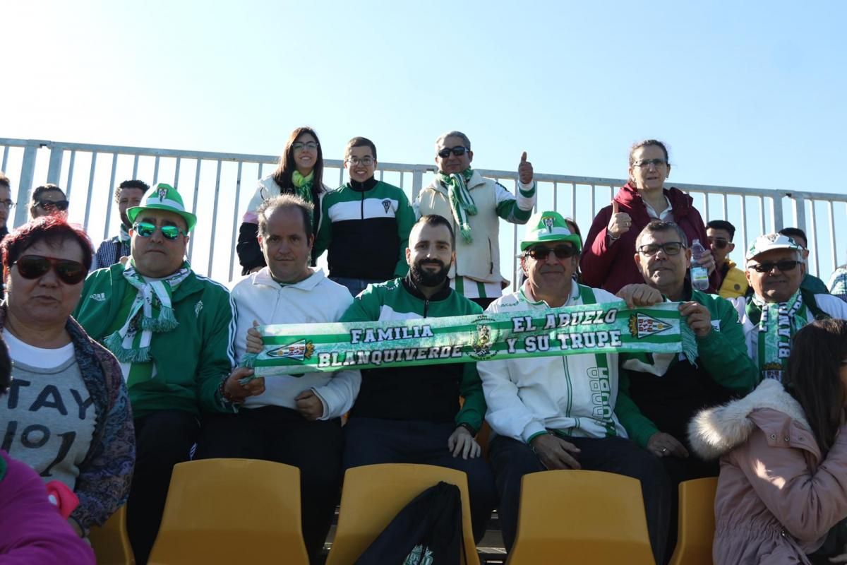 La afición cordobesista, con su equipo en Cádiz