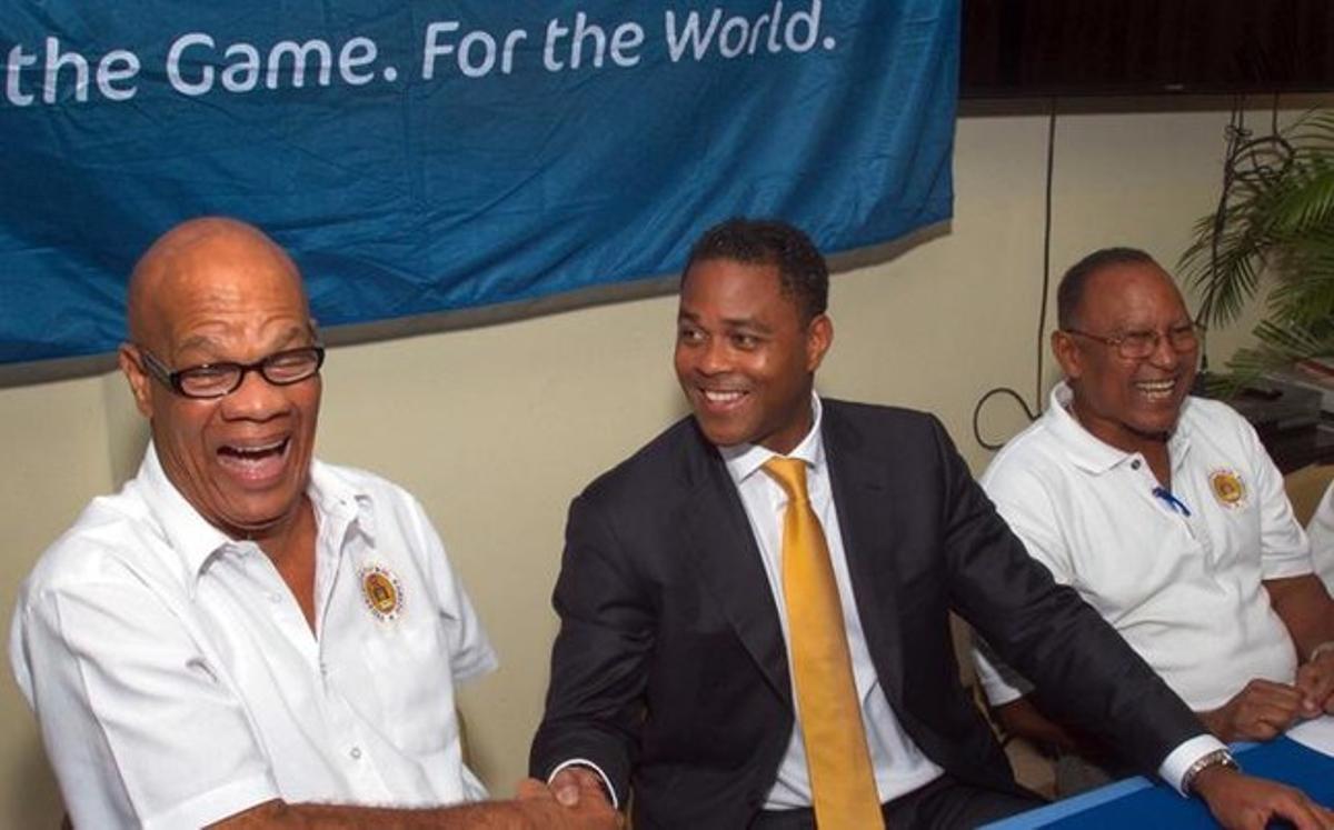 Kluivert, durante su presentación oficial