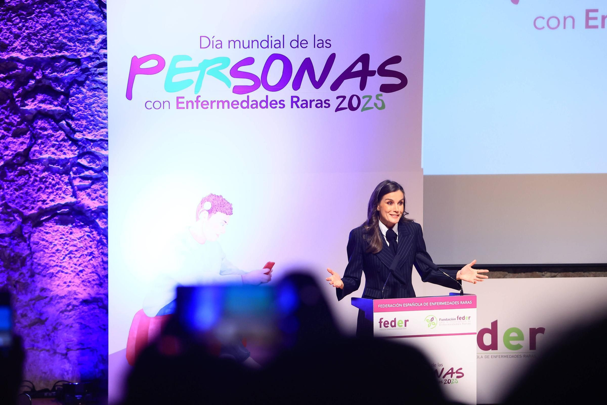 Pacientes con enfermedades raras de toda España visibilizan su lucha en Oviedo en un acto presidido por la Reina Letizia