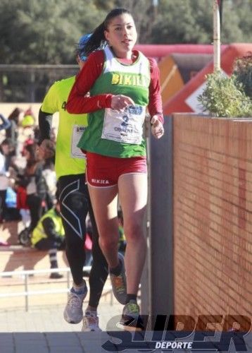 Cristina González bate su récord nacional en Valencia con 73,3 km