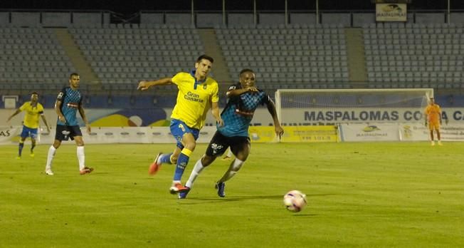 PARETIDO DE FUTBOL ENTRE LA UD LAS PALMAS Y EL ...