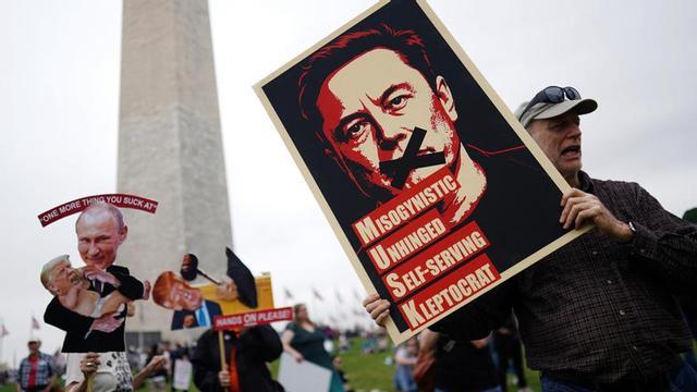 Manifestantes protestan contra los recortes de Trump y Musk en ciudades ...