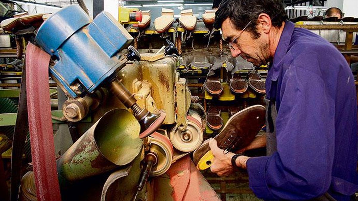 Die Herstellung von Qualitätsschuhen ist ein Beispiel für strategische Branchen des balearischen Industriesektors (Symbolbild).