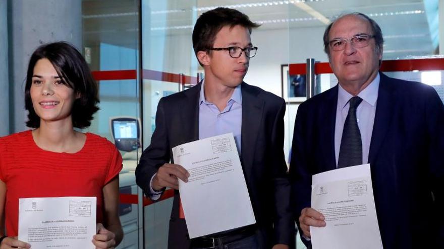 Los portavoces de la oposición, registraron su solicitud sobre la investigación de Avalmadrid.