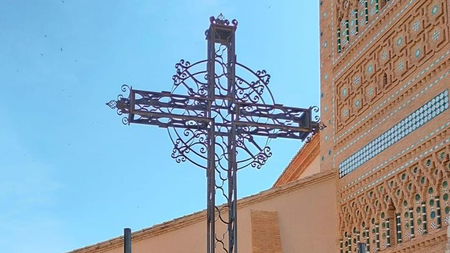 Cruz del Seminario de Teruel, un símbolo levantado en honor a los caídos del bando franquista de la guerra civil.