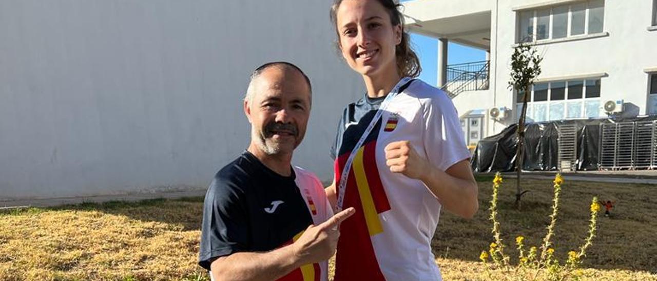 Rafa Lozano y Mari Carmen Madueño, en Orán.