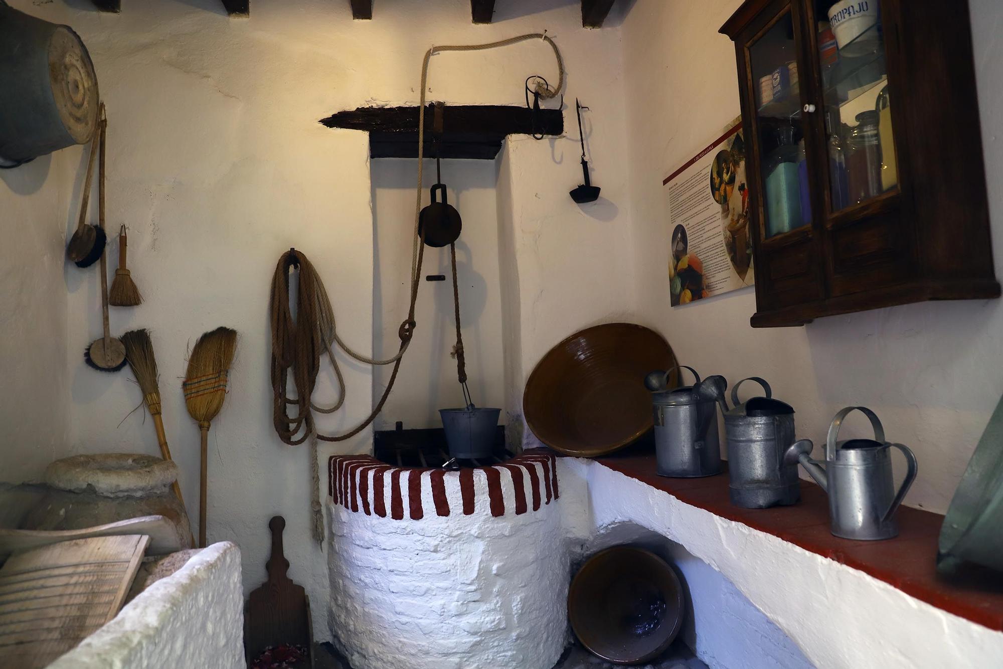 Largas colas en el primer sábado de patios