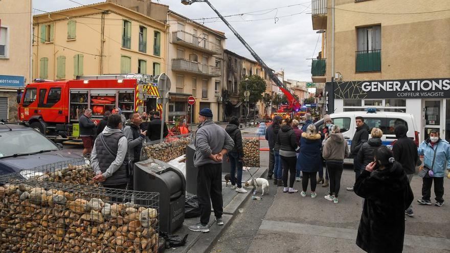 Els Bombers treballant aquest matí a la zona