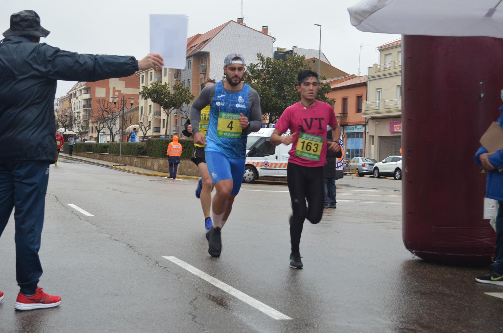 La XV Carrera Popular de Navidad de Benavente, en imágenes