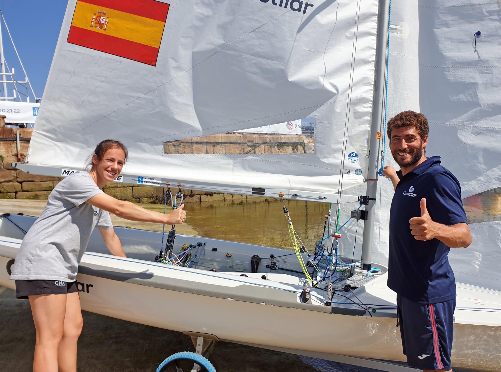 Nico Rodríguez y Silvia Mas, en la rampa de la dársena del Náutico.