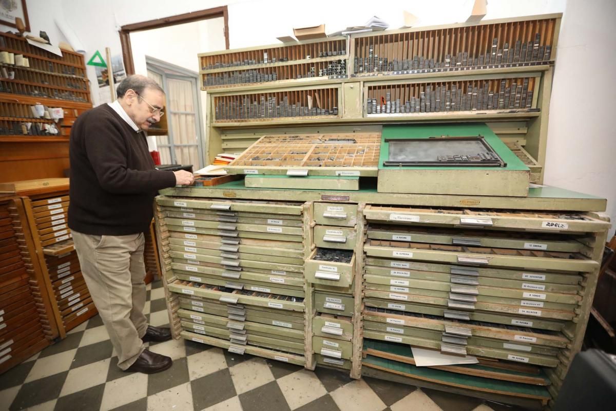 La Gutenberg de Castro del Río, 90 años manteniendo el tipo