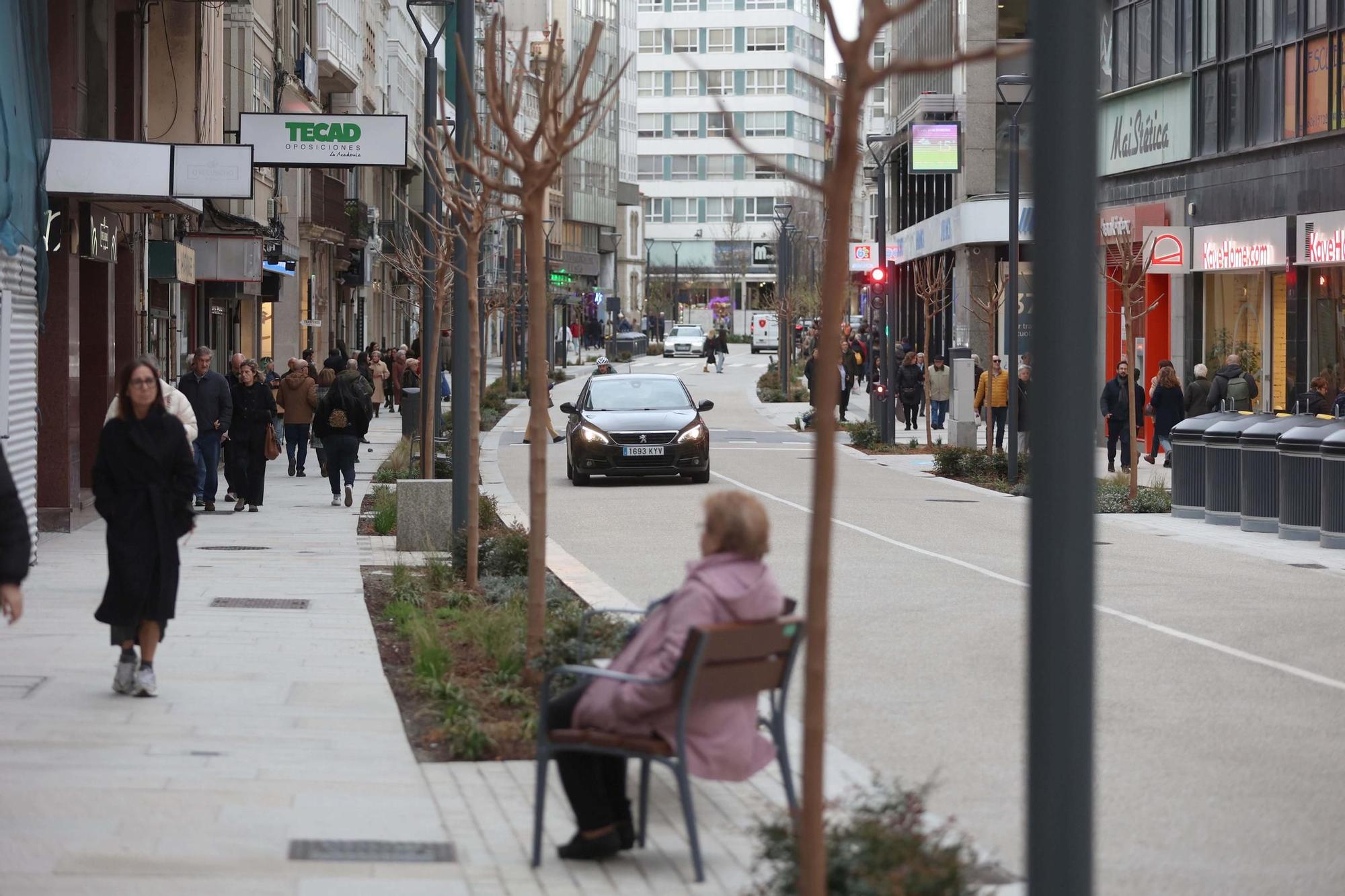 La calle San Andrés reabre al tráfico