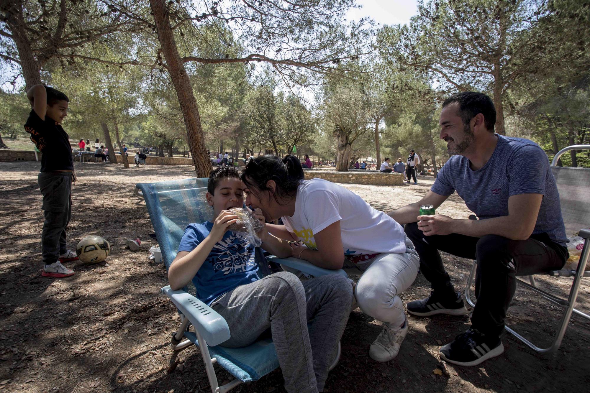 El Parc d San Vicent de Lliria vuelve a llenarse de familias dos años depués