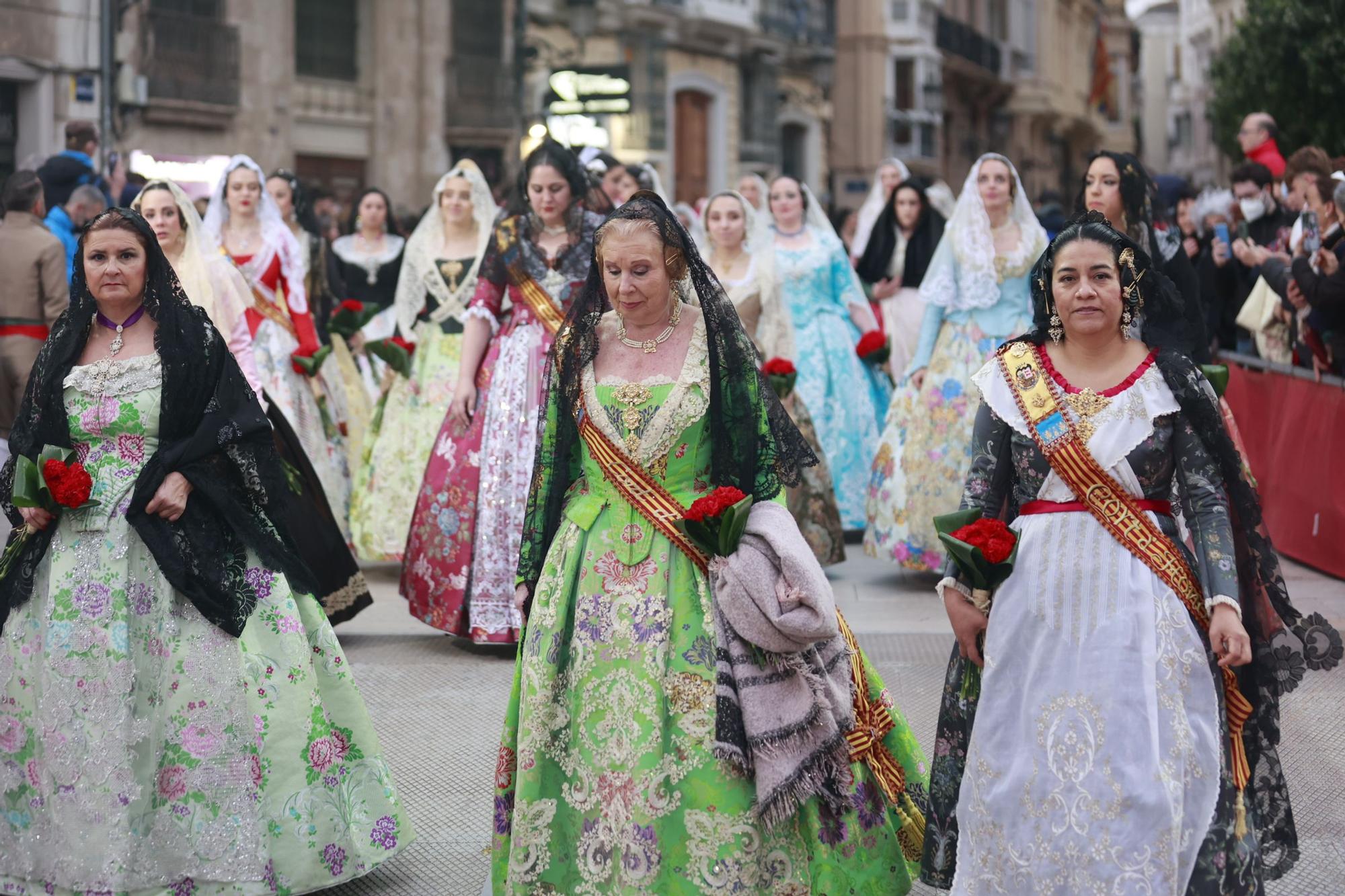 Búscate en el segundo día de ofrenda por la calle Quart (entre las 18:00 a las 19:00 horas)