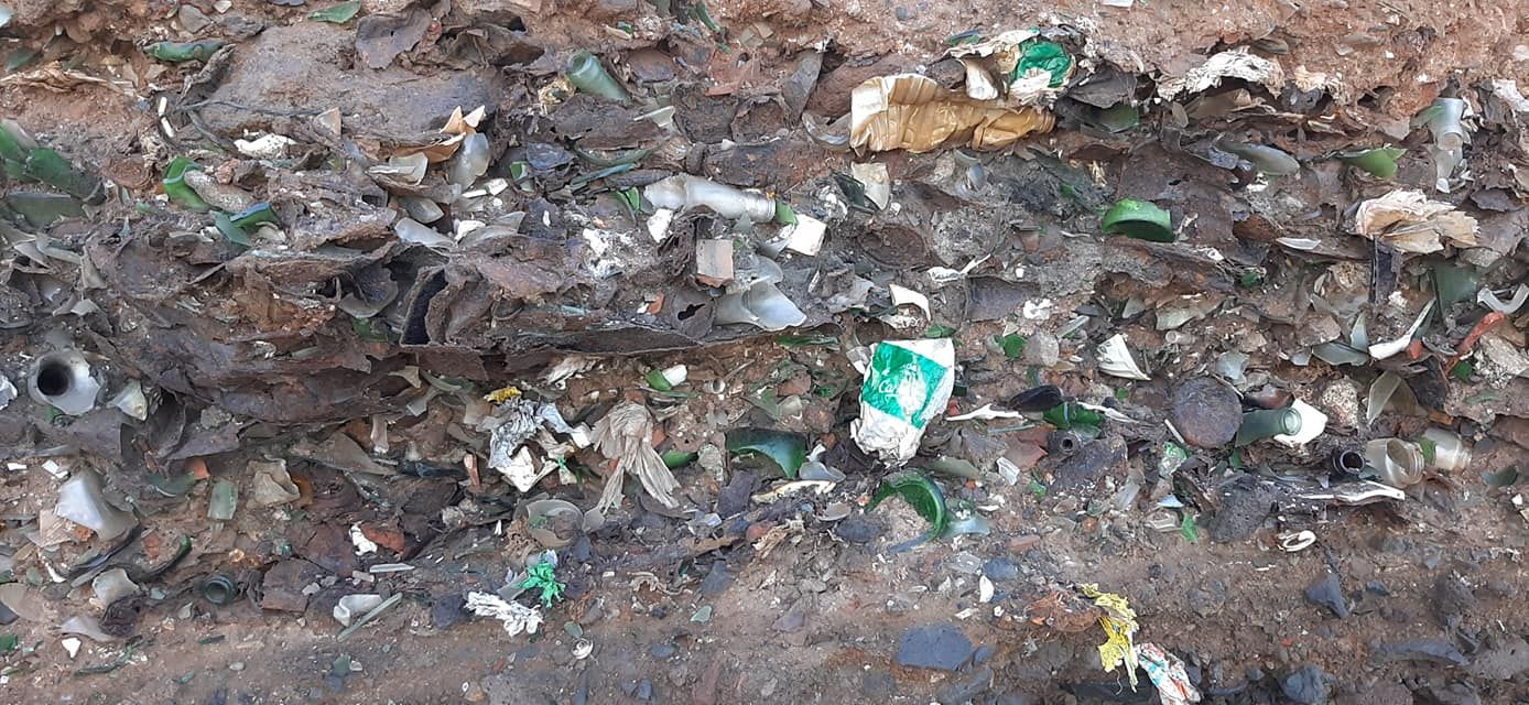 La basura ya forma parte del paisaje en Buenavista