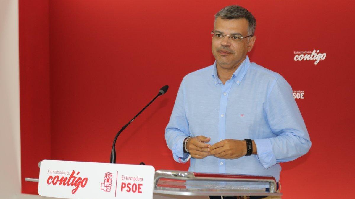 El PSOE hace balance: &quot;La Extremadura de hoy es mejor que la que dejó el PP&quot;