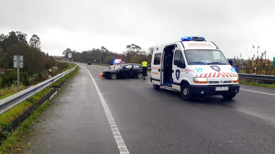 El conductor del coche abandonado en la vía rápida alega que se encontraba mal