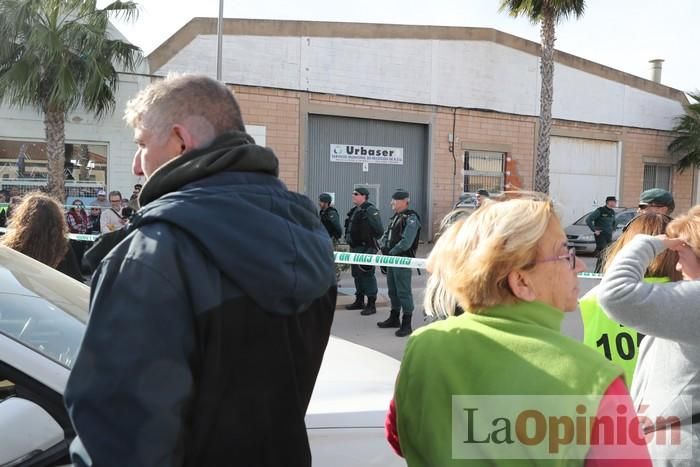 Los vecinos de Los Alcázares salen a manifestarse