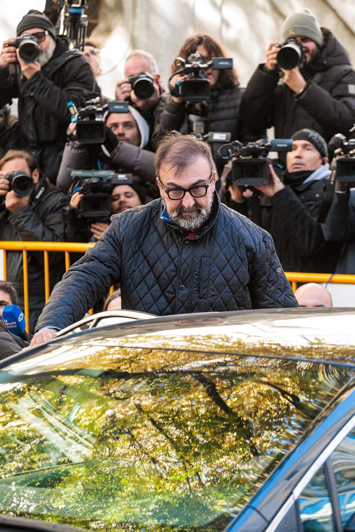 Archivo - El exasesor Koldo García a su llegada al Tribunal Supremo, a 27 de noviembre de 2025, en Madrid (España). El magistrado del Tribunal Supremo, Leopoldo Puente, ha citado al exministro José Luis Ábalos y al exasesor Koldo García a comparecer hoy p