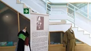 Teatro Ningures exponeen Cangas vestuario de sus espectáculos con motivo de su 40º aniversario