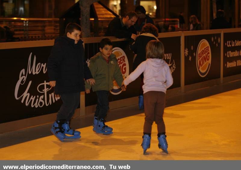 GALERÍA DE FOTOS -- Pista de hielo 11-12-14