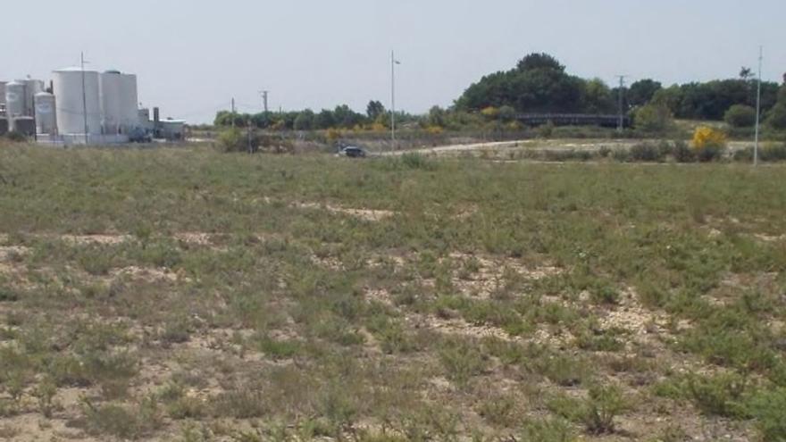 Parcela en la que se ubicará la nueva planta de biometano de Norbiogás de Teixeiro. | LOC