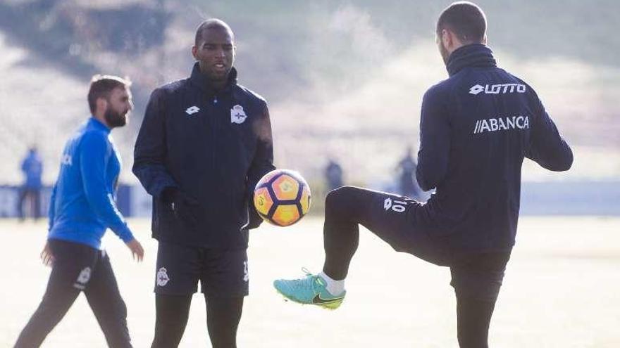 Ryan Babel, ayer en Abegondo.