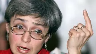 Rusia indulta al cómplice de asesinato de la reportera Anna Politkóvskaya tras combatir en Ucrania