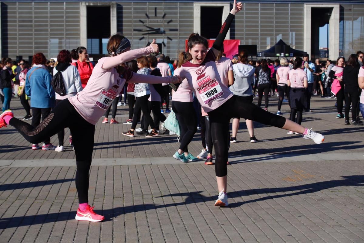 La Pink Running reúne a miles de mujeres deportistas en el Día Internacional de la Mujer