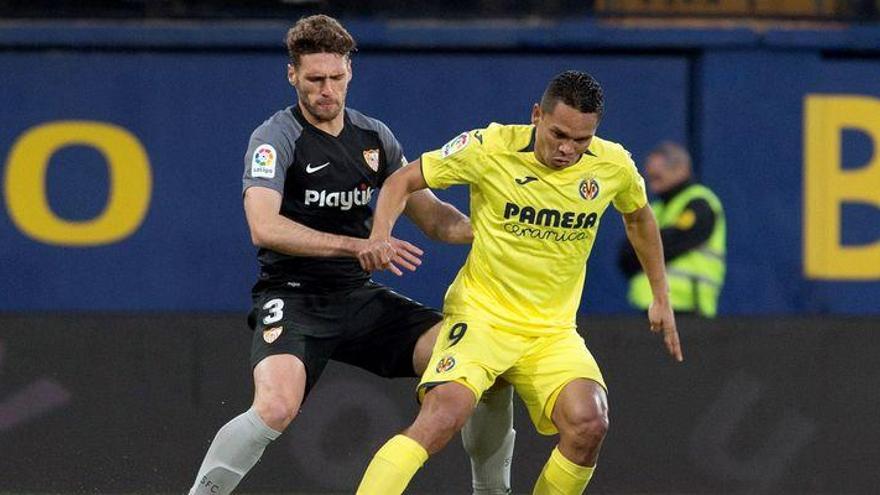 El Villarreal vuelve a sonreír ante el Sevilla y se acerca a la permanencia (3-0)