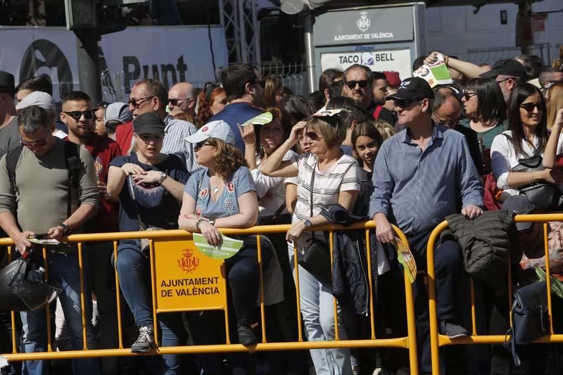 Búscate en la mascletà del 9 de marzo