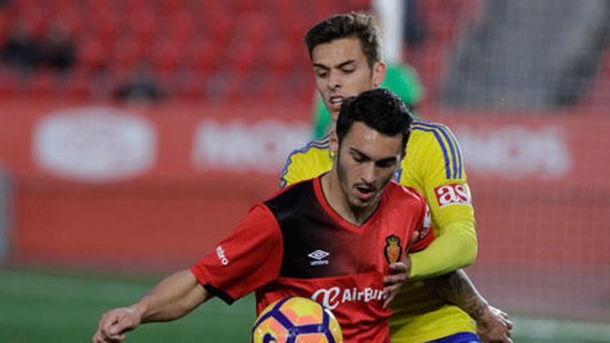 El Mallorca conquista un punto exiguo en Son Moix