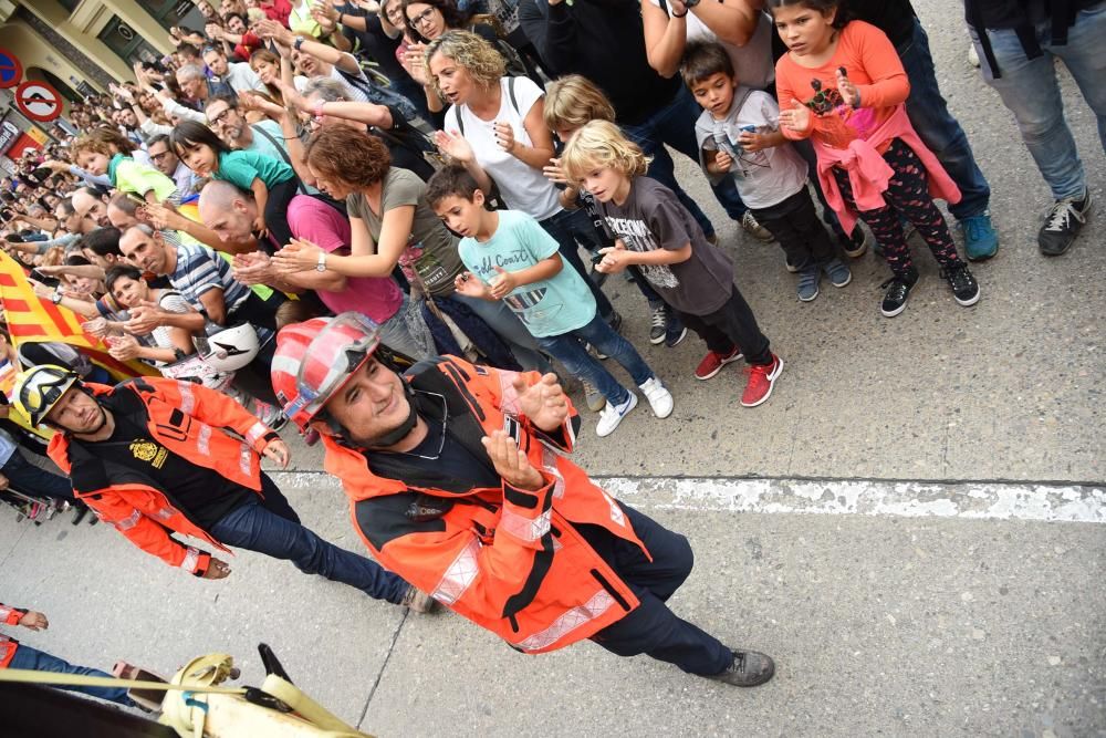 Multitudinària manifestació contra la violència a Manresa