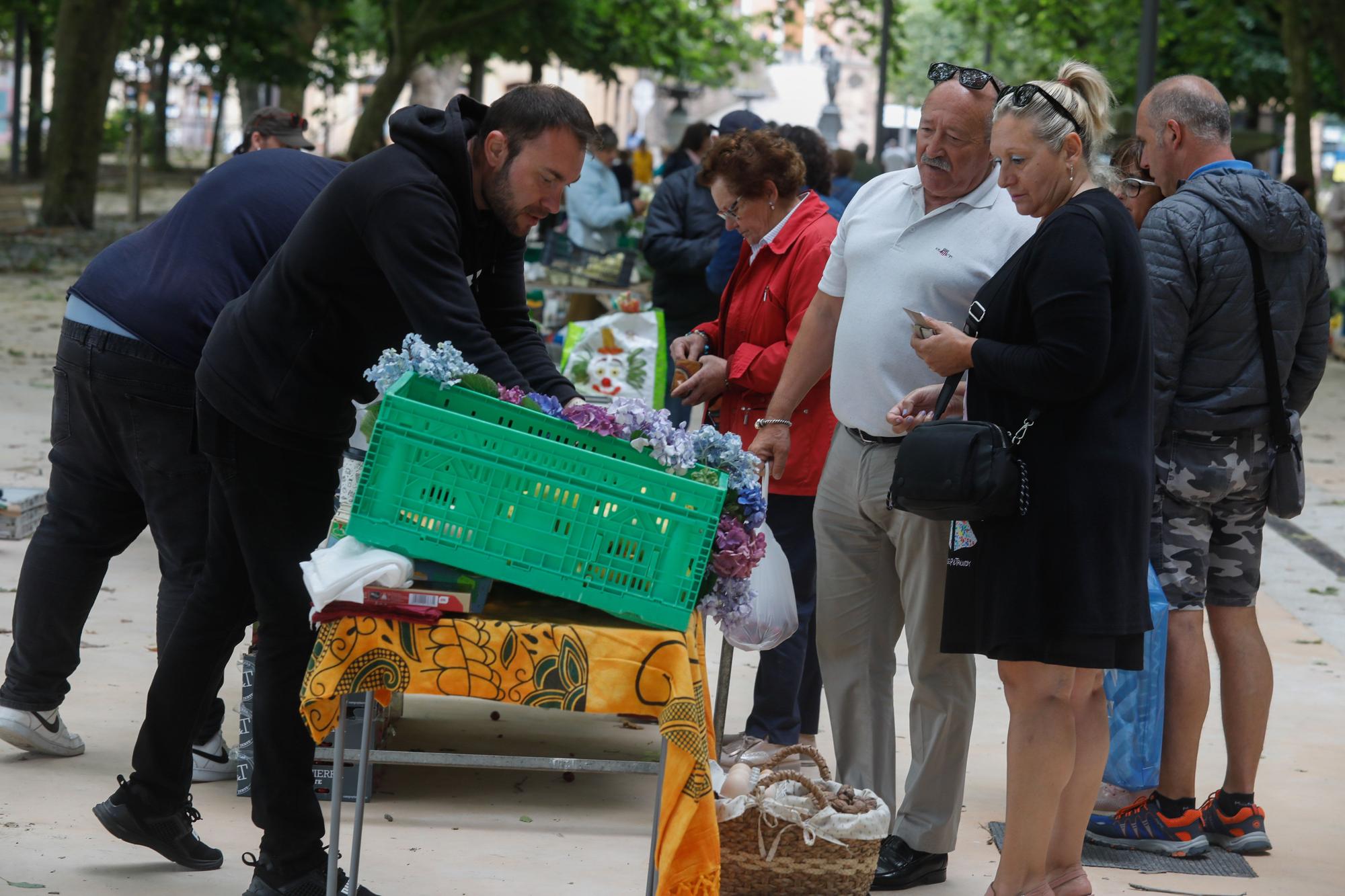 EN IMÁGENES: Los ambulantes tras la mudanza al Muelle