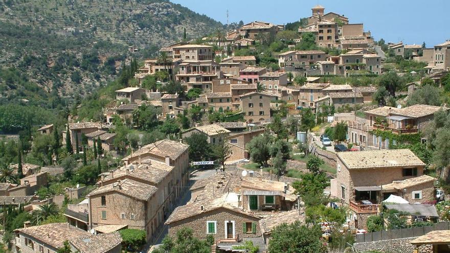 Deià levanta la suspensión cautelar de licencias urbanísticas