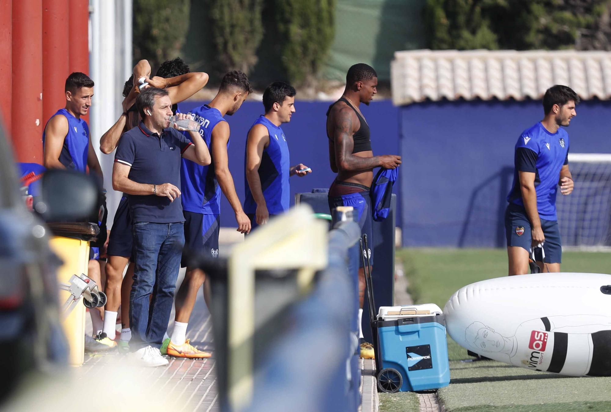 Sesión en Buñol del Levante UD