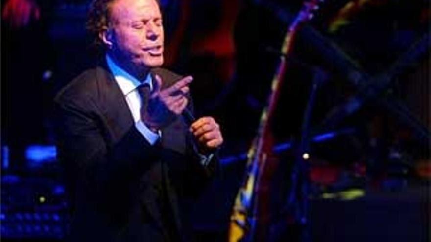 El hermano de Julio Iglesias atropella en Uruguay a una joven