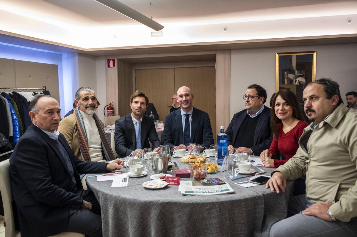Fotogalería | Imágenes del encuentro de el Periódico Extremadura con el alcalde de Cáceres
