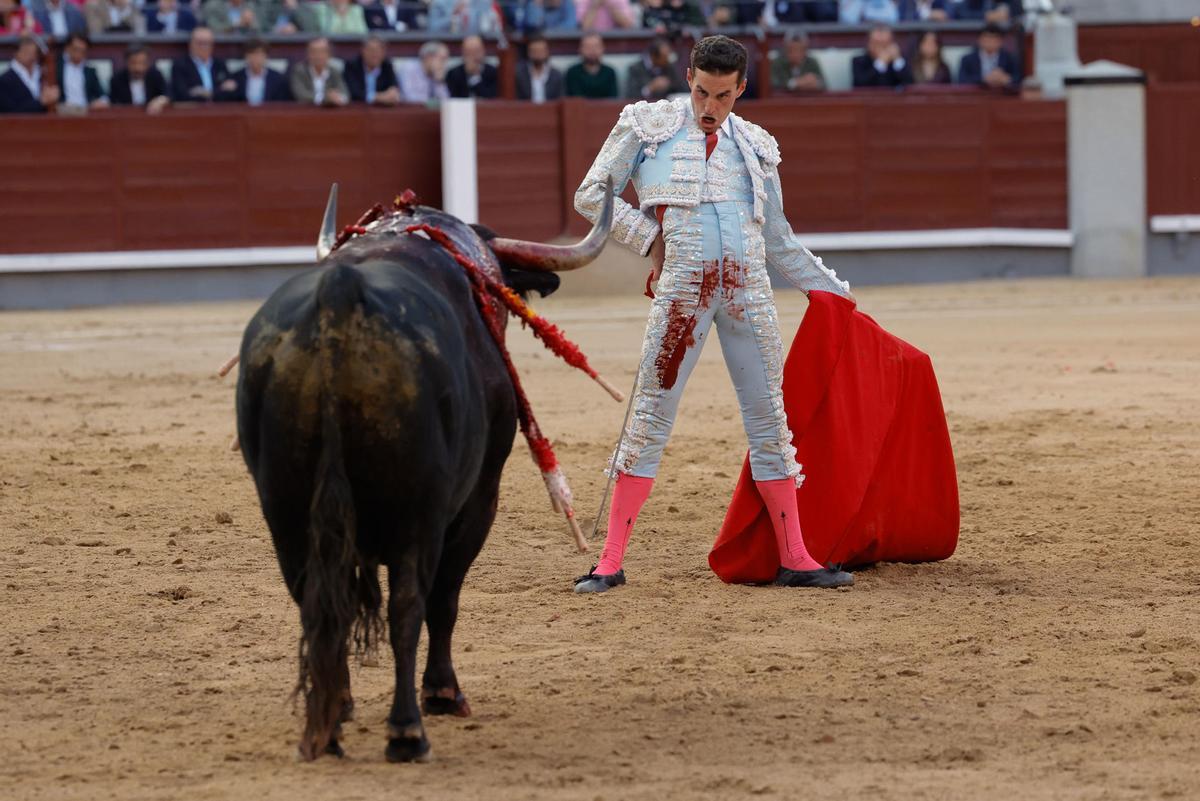 El diestro Fernando Adrián.