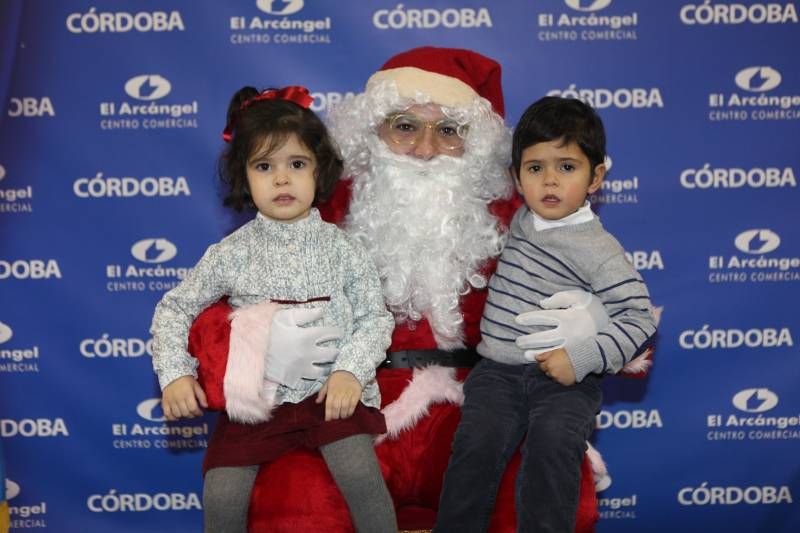 Niños con Papá Noel (20-12-2013)