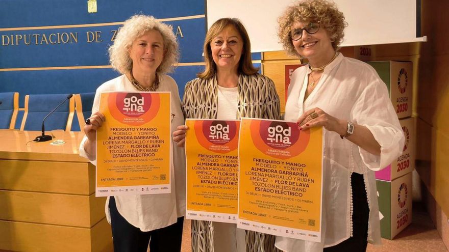 Marisa Martínez, Charo Lázaro y Anabel Langarita durante la presentación del festival. | SERVICIO ESPECIAL
