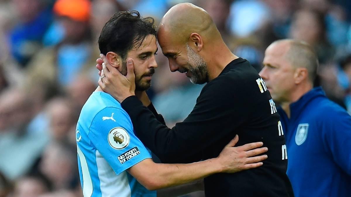 Guardiola y Bernardo Silva, en una imagen de archivo