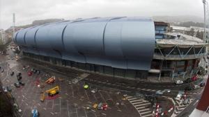 El viento causó desperfectos en la estructura de la grada de Balaídos que provocaron la suspensión del Celta-Madrid.